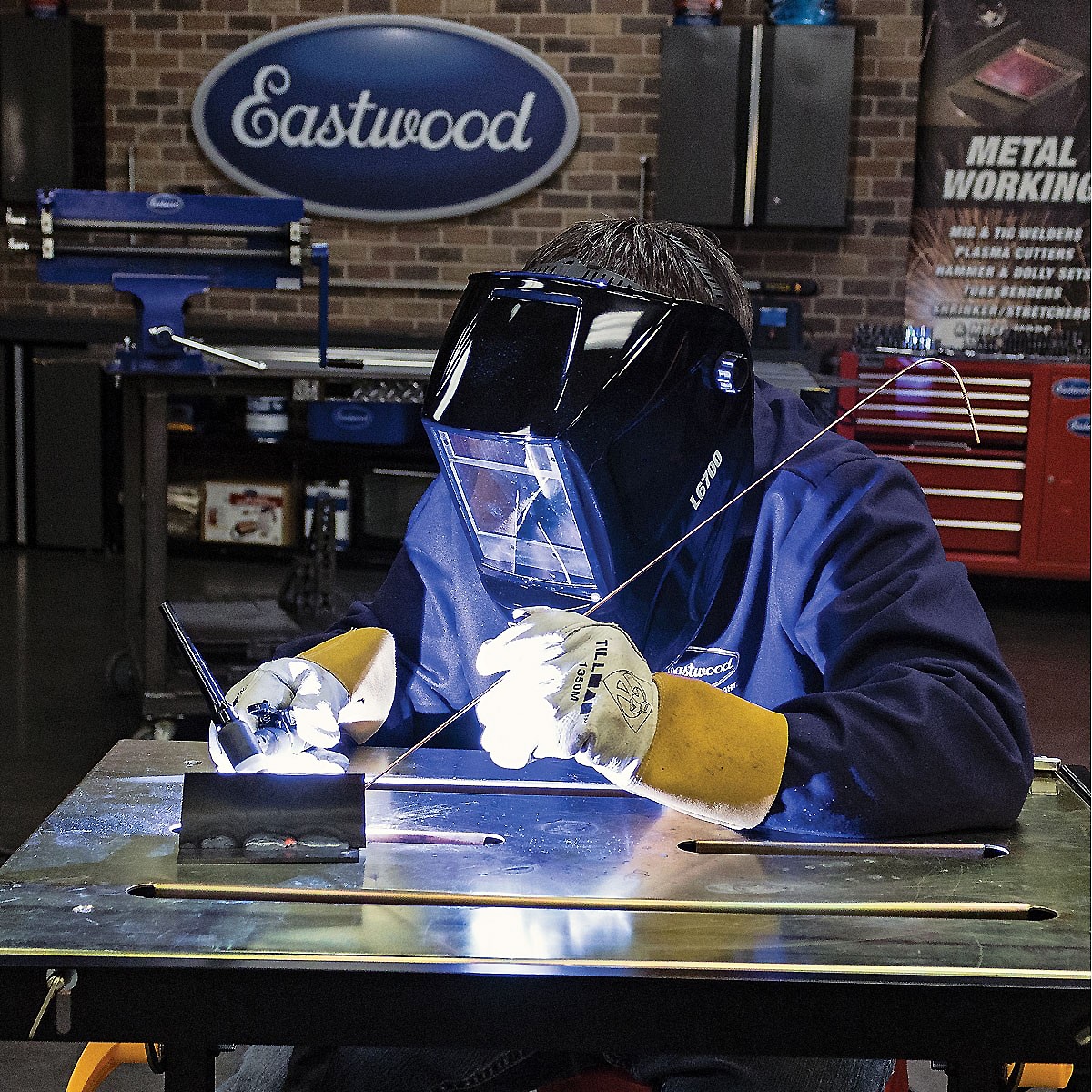 Eastwood Large View Auto Darkening Welding Helmet L6700 Frost Auto