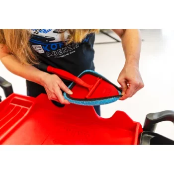 2-in-1 Easy Reach Detailing Wand
